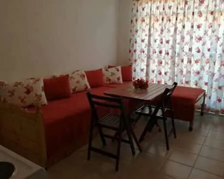 Къща За Гости Гр. Поморие Guest house Pomorie